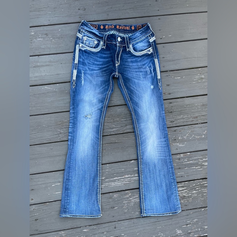 Buckle Rock Revival bootcut Jeans size 28. Professionally hemmed to 28.5” length